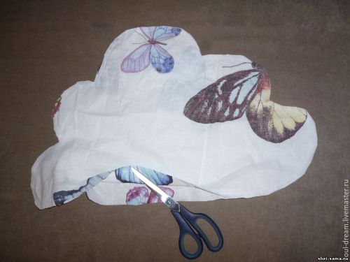 Сшитые вместе выкройки подкладки подушки